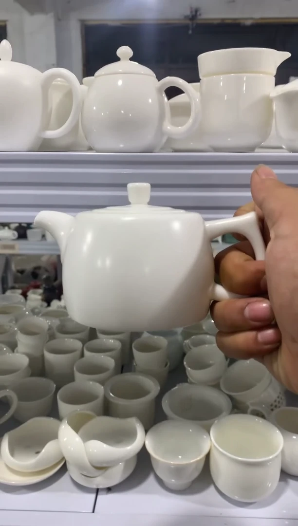 茶具茶壶、盖碗、主人杯、客杯（轻轻微瑕介意勿拍）