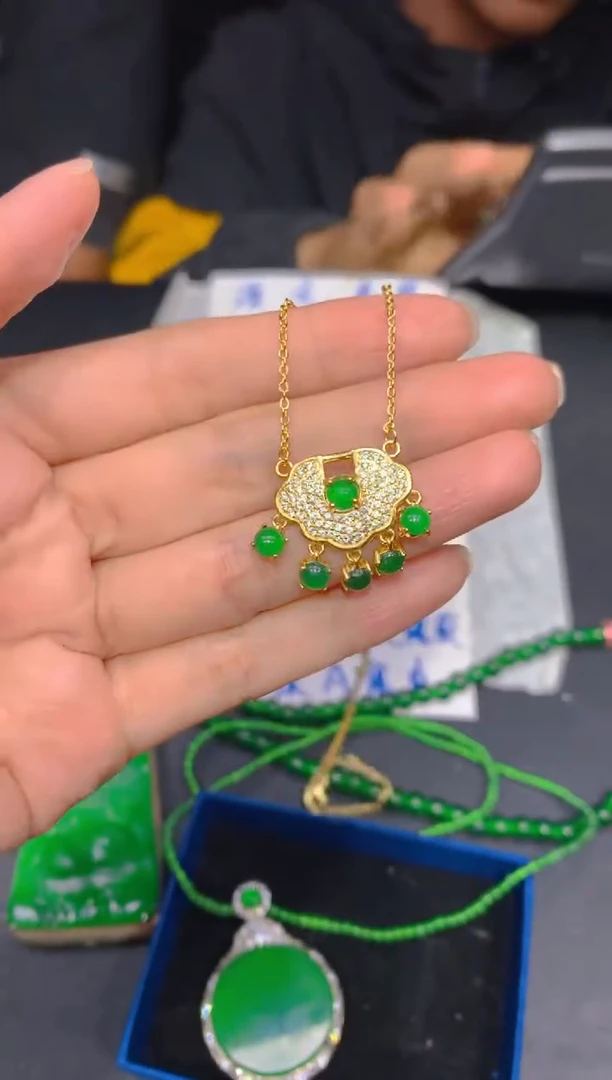 【闪购商品】定制翡翠未镶嵌254多样性发货（发其一）