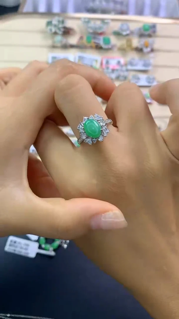 翡翠戒指银S925镶嵌翡翠 蛋面 银S925镶嵌