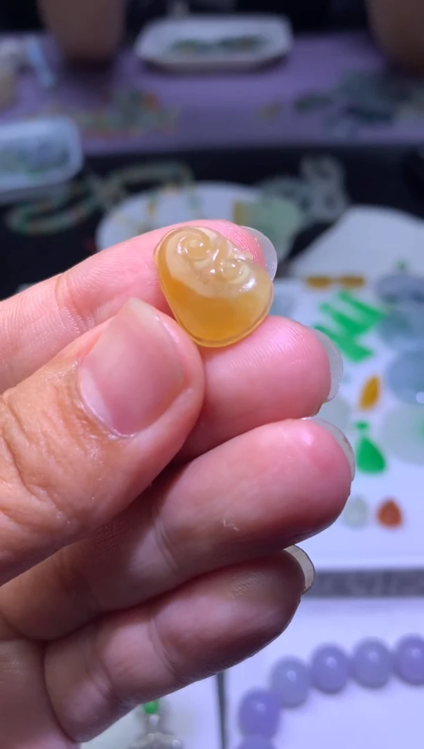 未镶嵌定制翡翠毛货