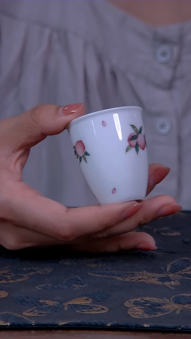 瓷片3720361529527370071