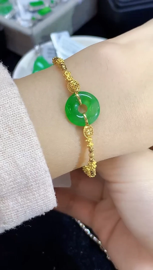 18K金镶嵌手链翡翠AL多样性发其一