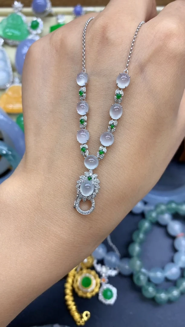 颈饰18K金镶嵌翡翠348-中国好珍宝