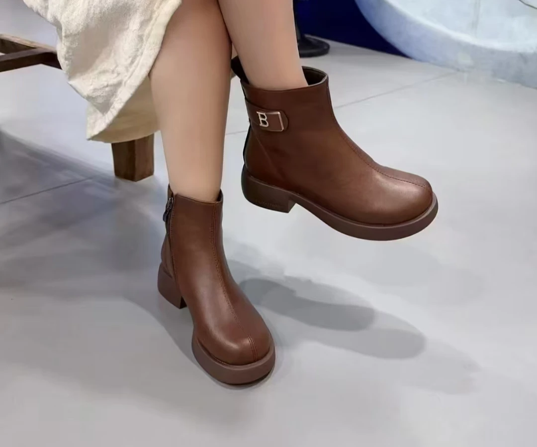 中跟轻职风短靴秋冬靴子英伦风6621-A120****