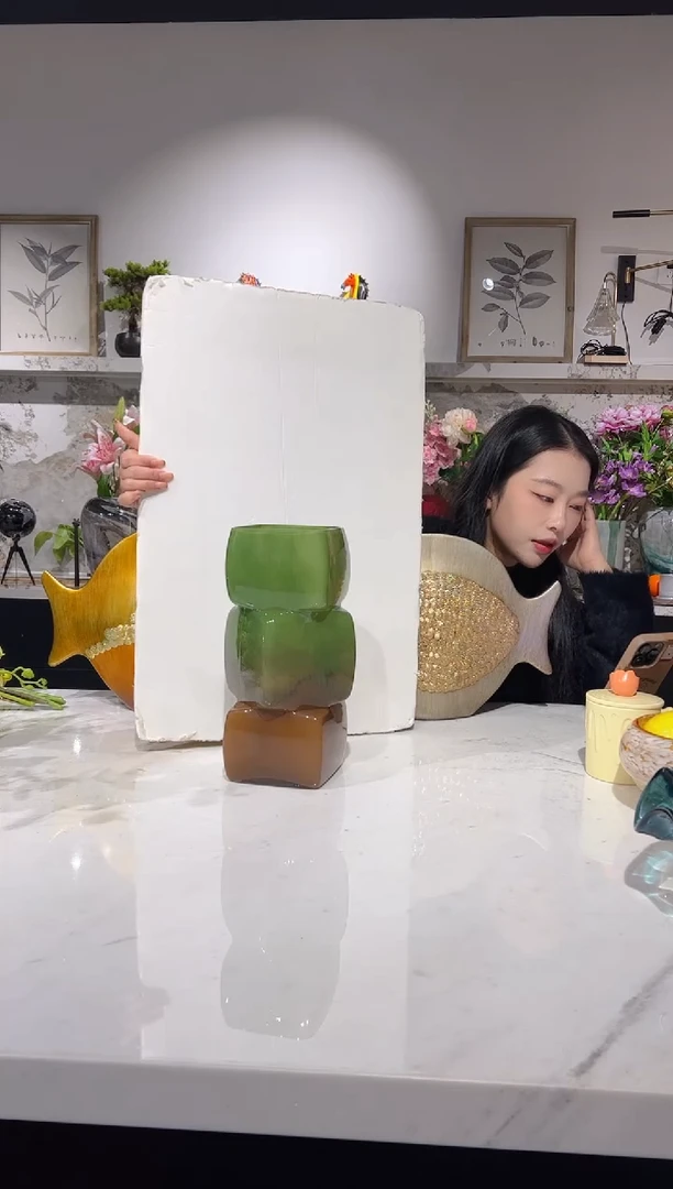 【闪购商品】琉璃几何墨绿色花瓶