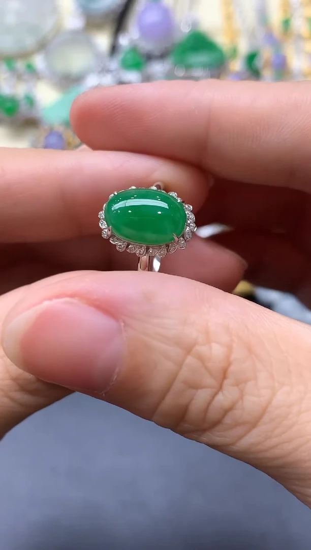 18K金镶嵌戒指翡翠505-中国好珍宝