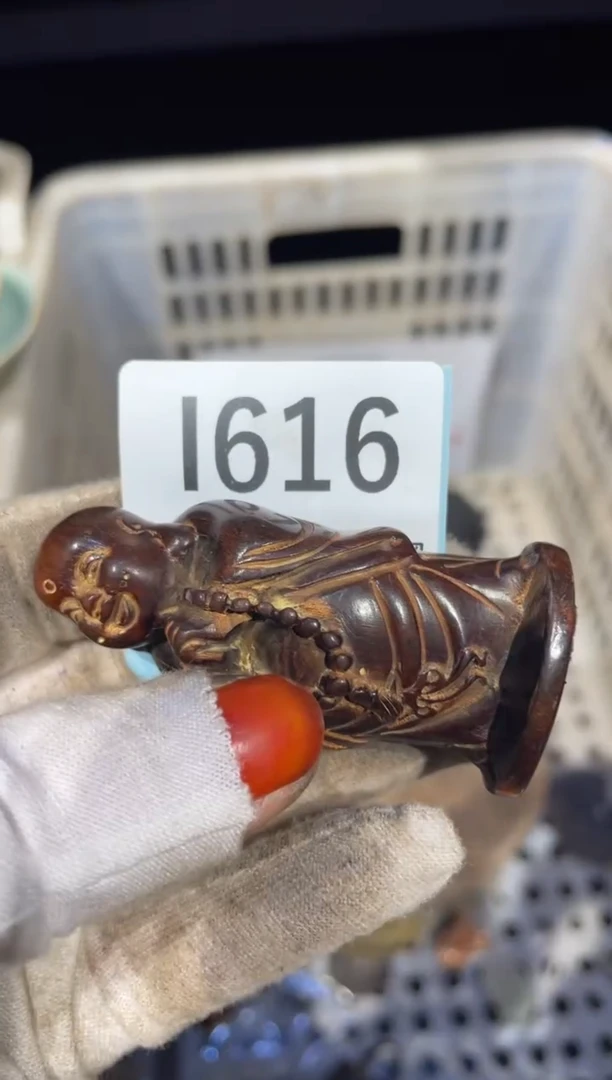 瓷片?****^表姐直播火爆热卖