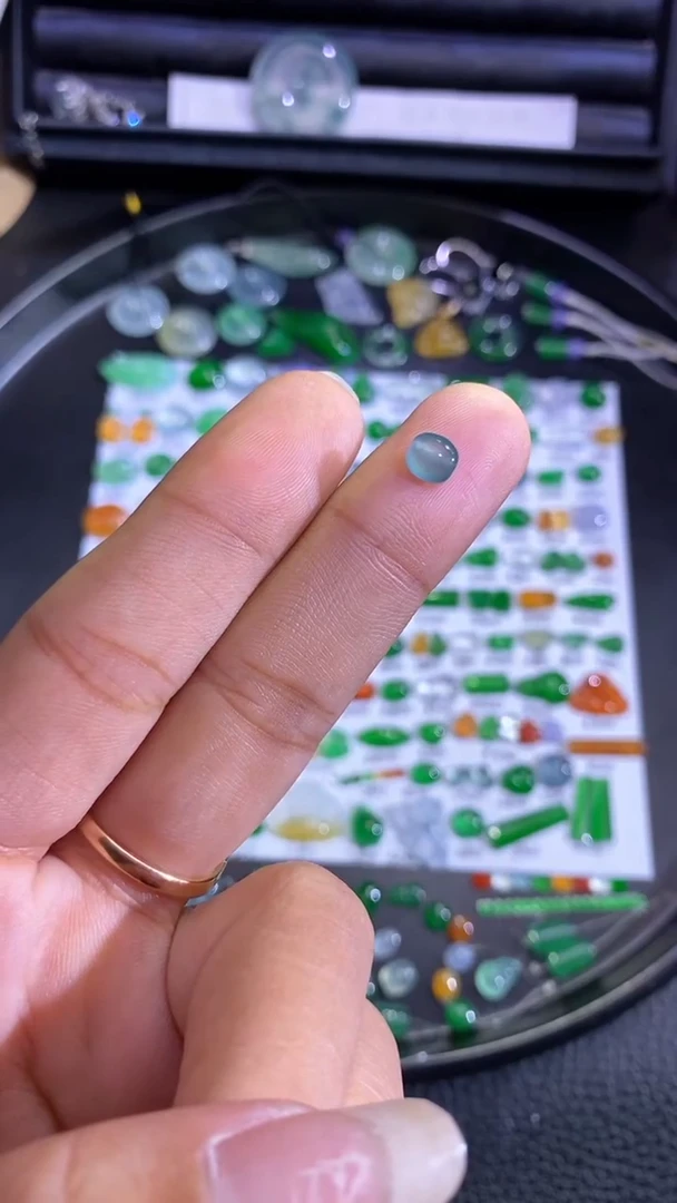 未镶嵌挂件翡翠珠子