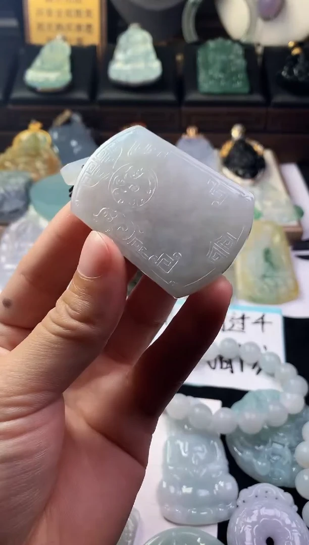 未镶嵌定制翡翠泉*鱼毛货不退不换