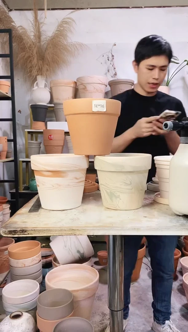 18*16陶盆3色组合 3盆无托