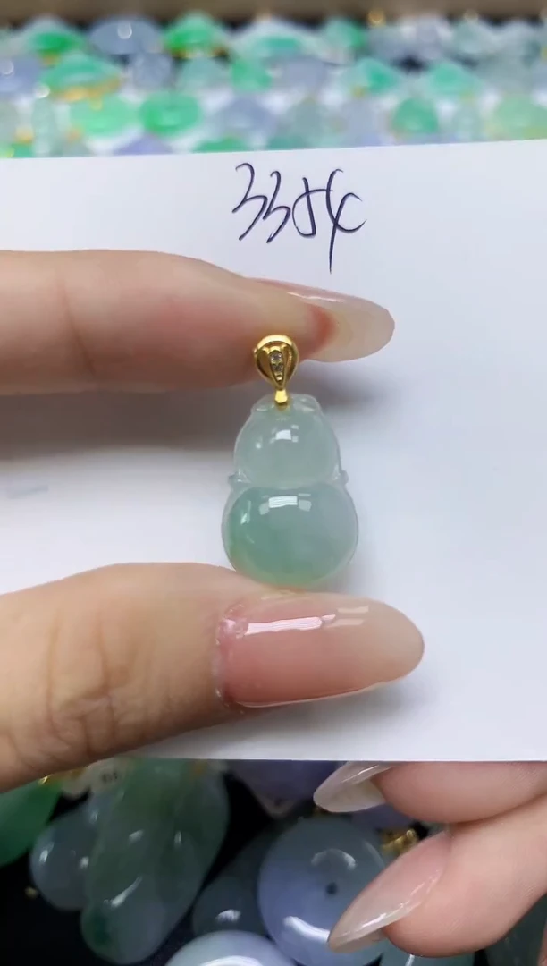 翡翠未镶嵌颈饰天然缅甸翡翠A货