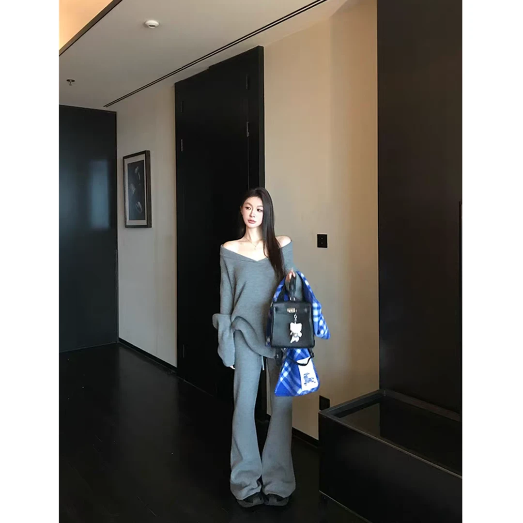 现货秋冬新款软糯针织V领上衣慵懒设计感毛衣休闲裤套装女两件套