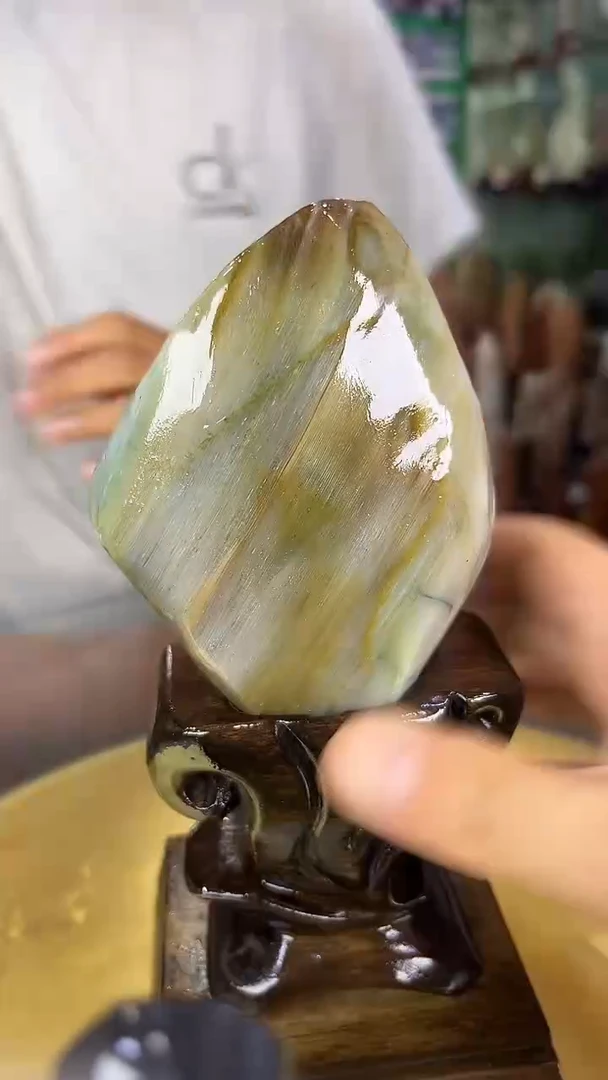 未镶嵌珠宝奇石硅化玉缅甸天然树化玉摆件