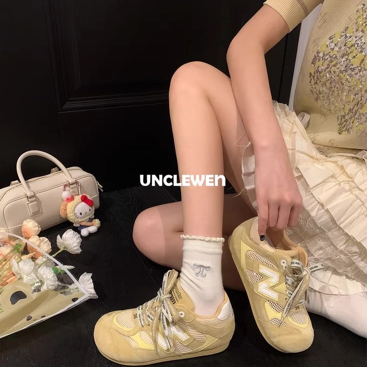 网面透气休闲运动鞋2025夏季显脚小防滑内增高德训鞋旅游跑步女鞋