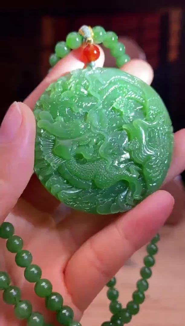 和田玉未镶嵌颈饰D715