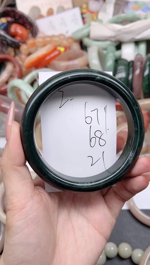 未镶嵌手镯石英质玉671