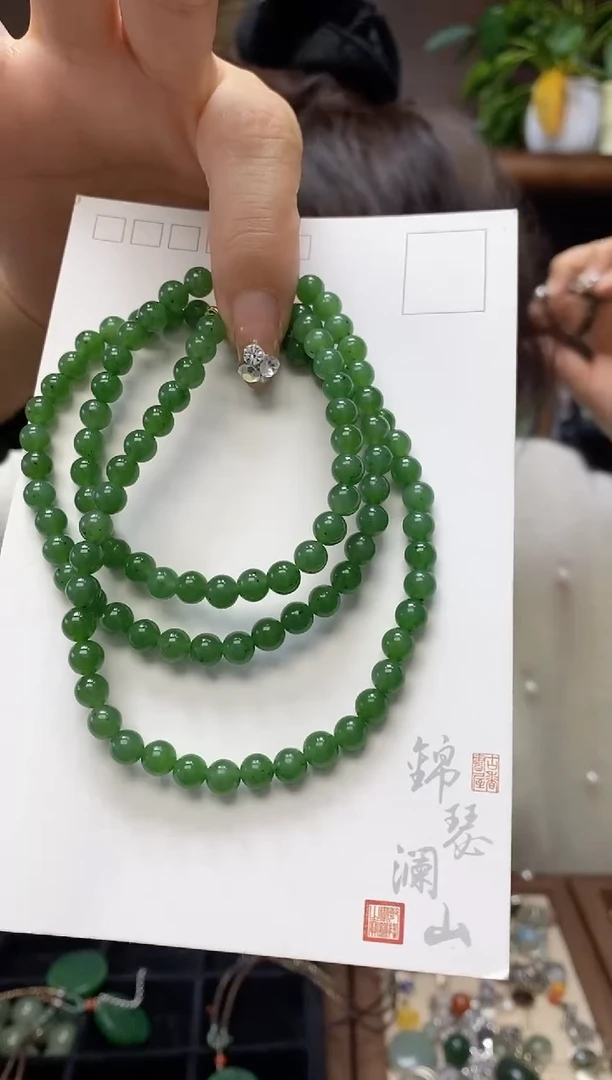 颈饰未镶嵌和田玉·