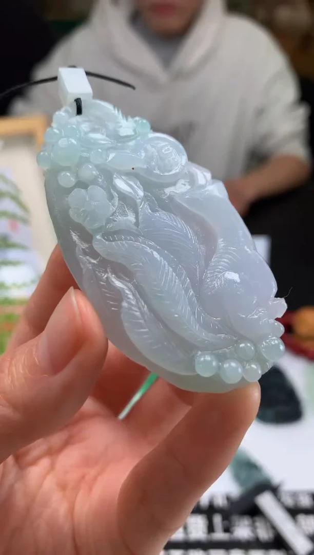 【闪购商品】定制翡翠未镶嵌吊坠-90290