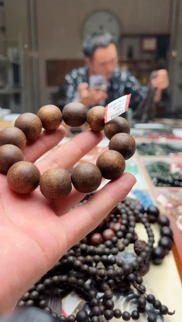 合成欧泊未镶嵌木串012