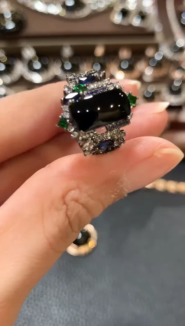 18K金镶嵌戒指翡翠m92