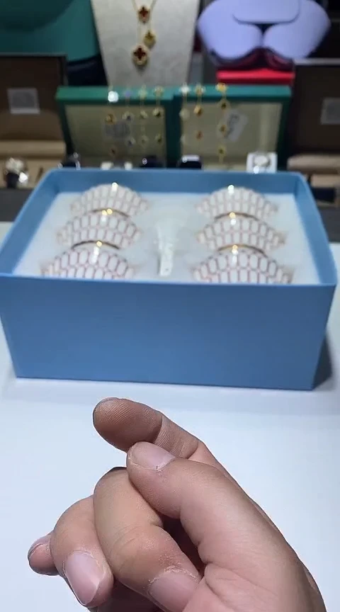 瓷片生活的本意就是开心@@1