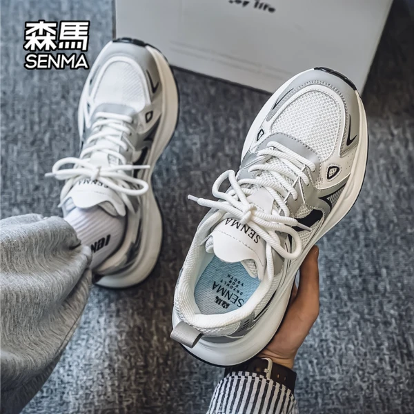 森马2025冬季新款男士休闲鞋轻奢轻质户外运动鞋白色网面老爹鞋男