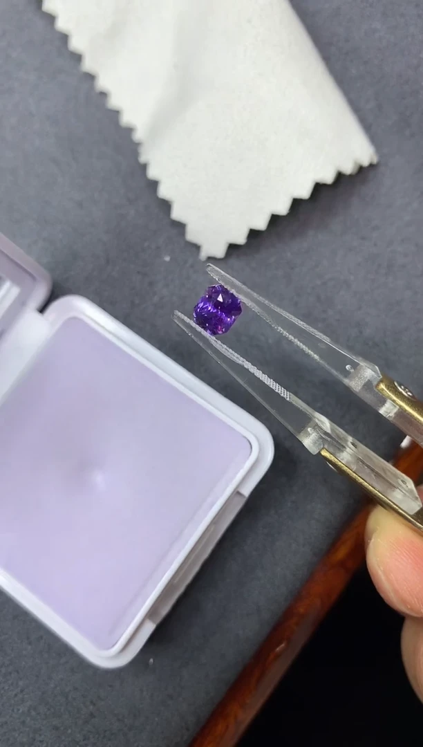 裸石蓝宝石1.2ct CGTL14642