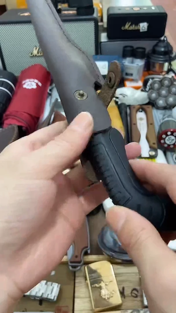 瓷片闪购商品 如图所示