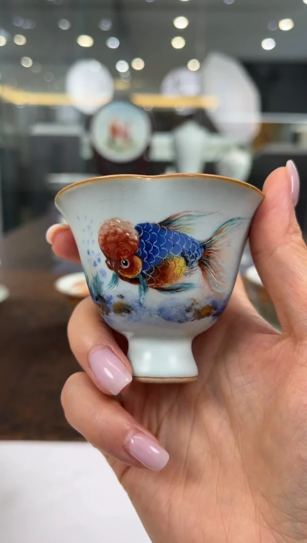 青澹墨雅-灵犀小杯·乐鱼图