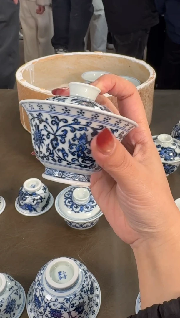 杯子陶瓷三方器合缠枝莲小盖碗