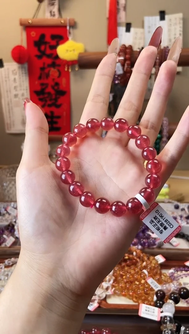 【闪购商品】石英质玉手串未镶嵌10mm鸽血红草莓晶