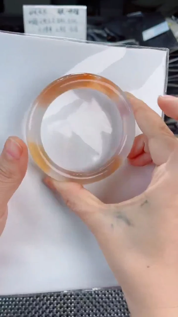 未镶嵌手镯石英质玉172