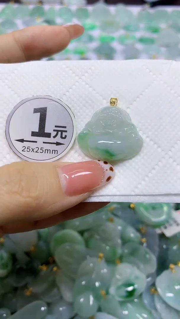 颈饰18K金镶嵌翡翠天然翡翠A货