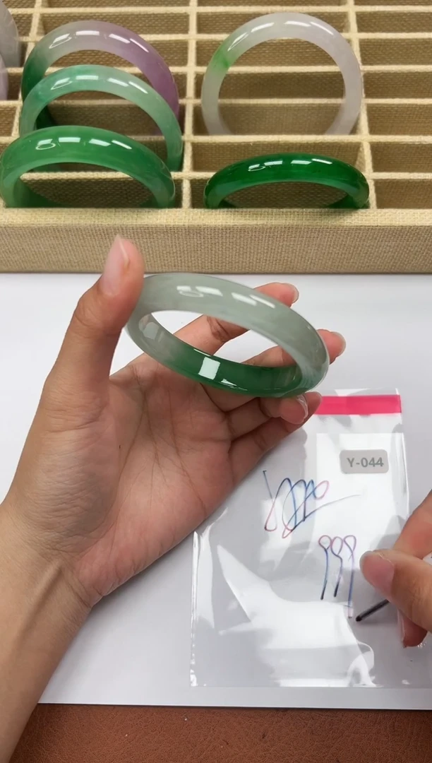 【高端手镯 一物一拍】Y44