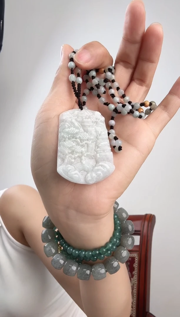 颈饰未镶嵌翡翠唐*雪翡翠A货山水无事牌带链子