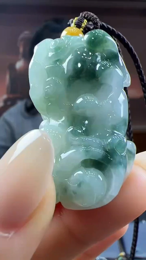 未镶嵌挂件翡翠貔貅