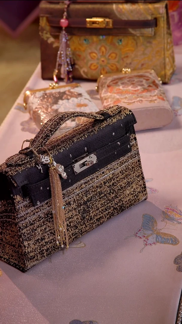 非遗西阵织 如图所示