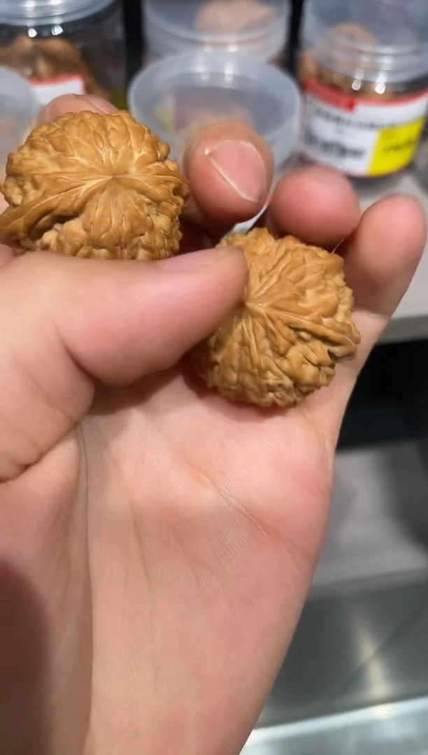 把件文玩核桃原树全品佛髻33