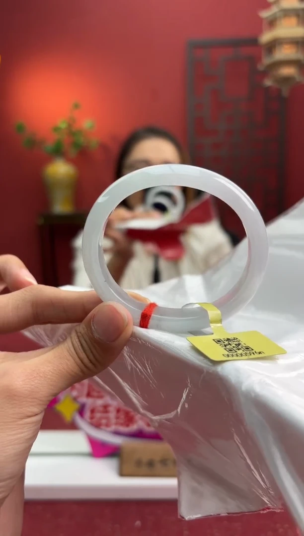 未镶嵌手镯（贵妃镯）翡翠翡翠手镯3