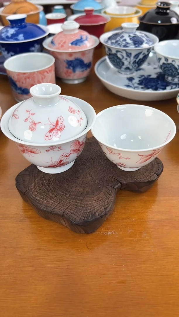 【闪购商品】照夜白高温釉下蝴蝶盖碗套组