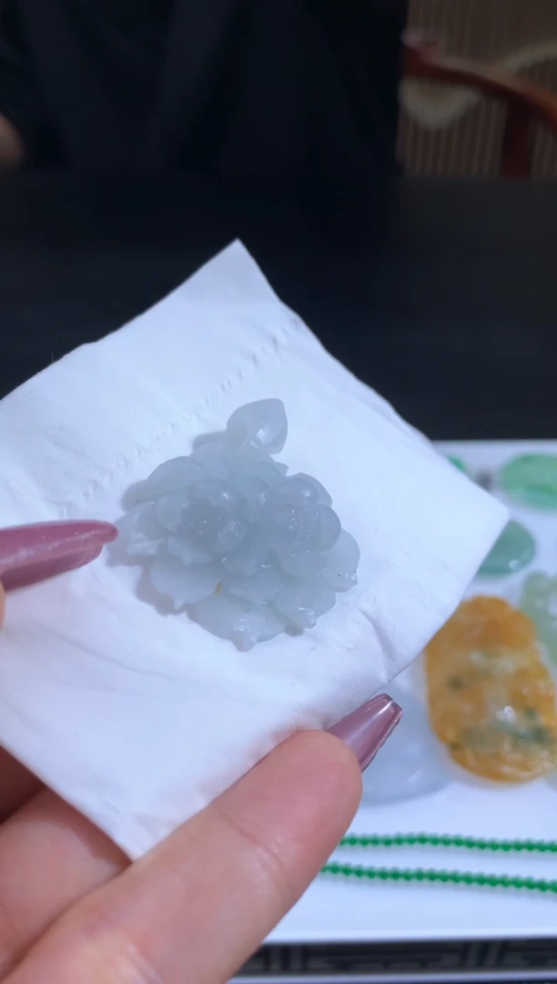 未镶嵌定制翡翠风**歌翡翠