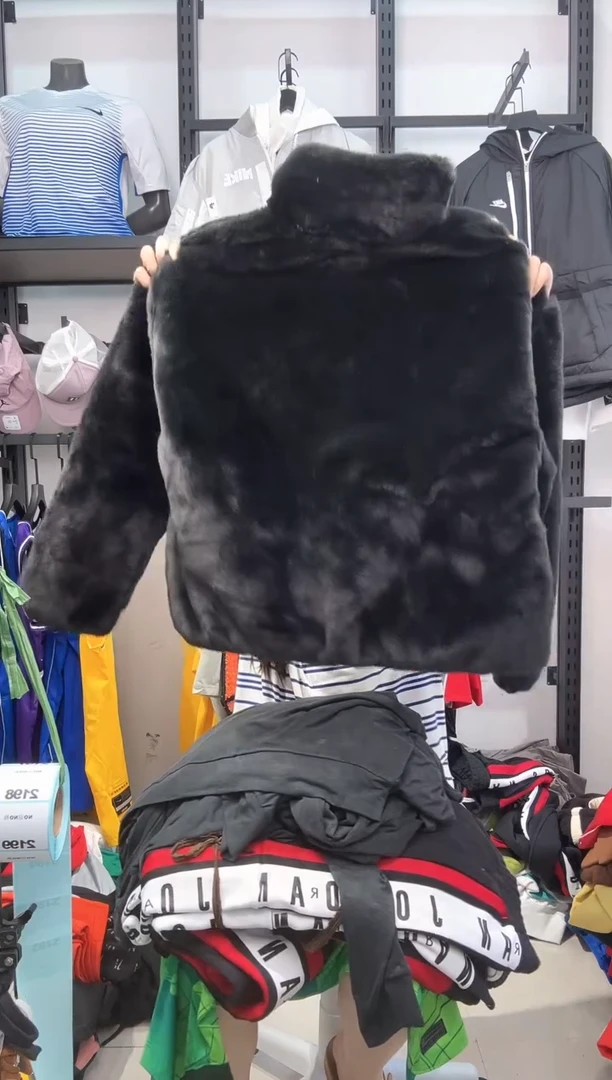 2192编码  耐克卫衣服饰过款为准 尺码XL