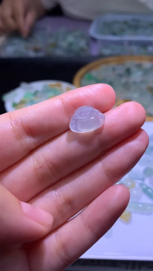 定制翡翠未镶嵌毛货