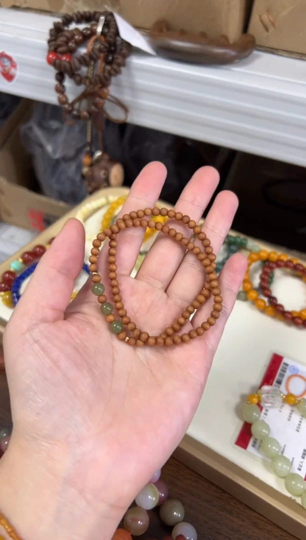 未镶嵌檀香木吊坠老檀香木三颗和田双圈手链[0844]