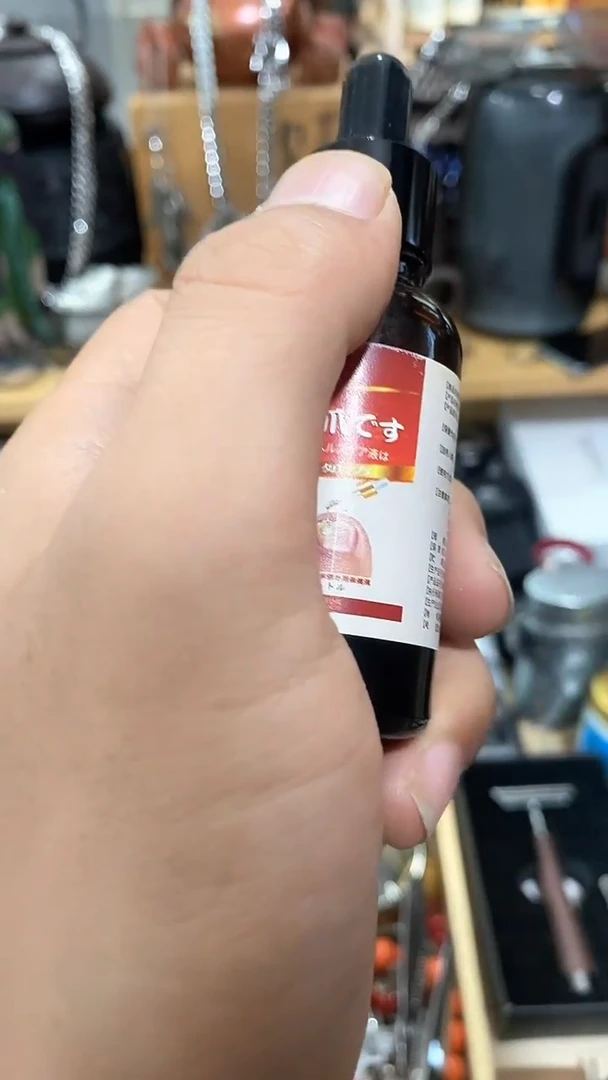 瓷片闪购商品  如图所示