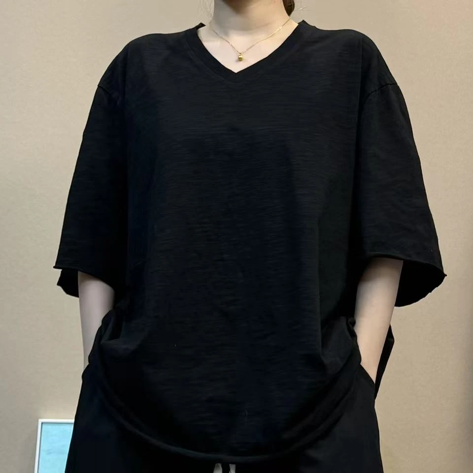 竹节棉V领卷边短袖t恤女