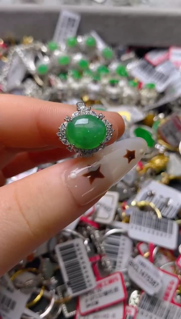 银S925镶嵌戒指翡翠百内无证书