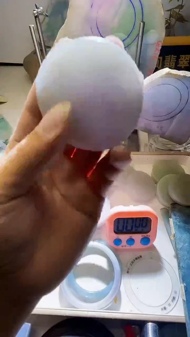 未镶嵌定制翡翠绿*鱼翡翠