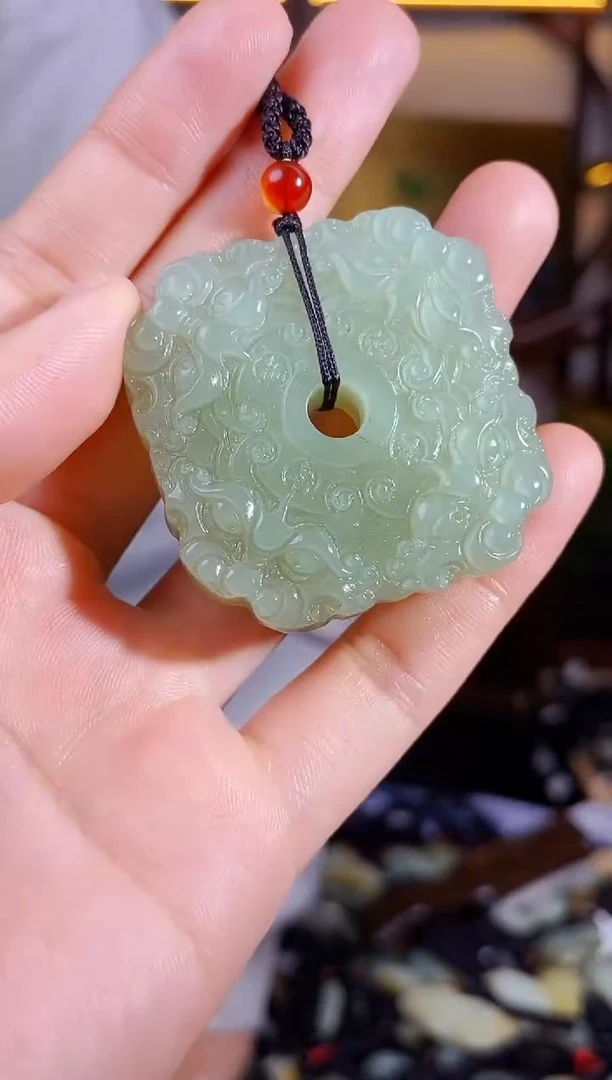 【闪购商品】和田玉颈饰未镶嵌1