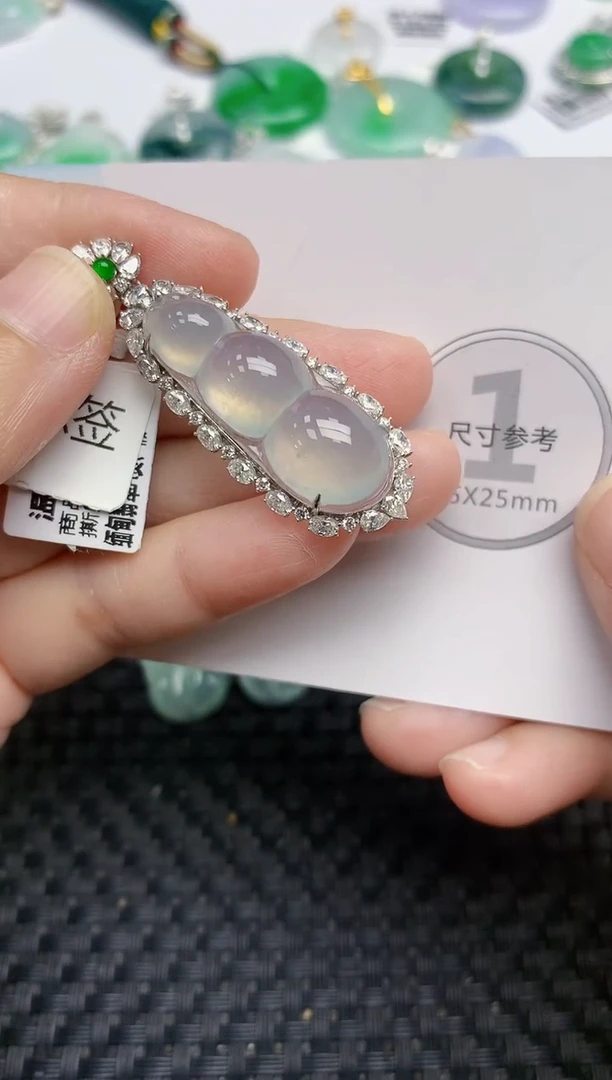 颈饰18K金镶嵌翡翠天然缅甸A货翡翠百元以上9元证书费自理